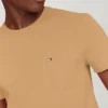 Alledaags T-shirt met zakken Alledaags T-shirt met zakken