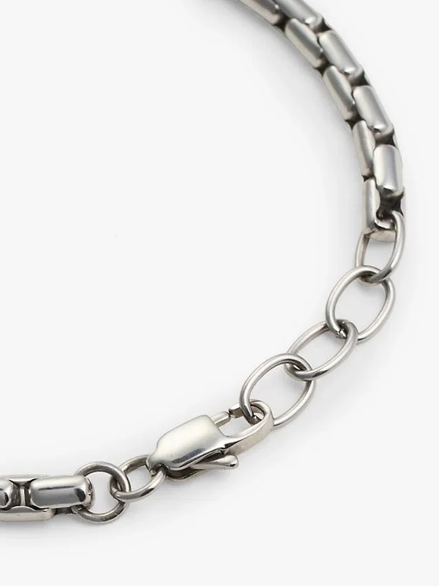 Armband met vlaggen en schakels Armband met vlaggen en schakels