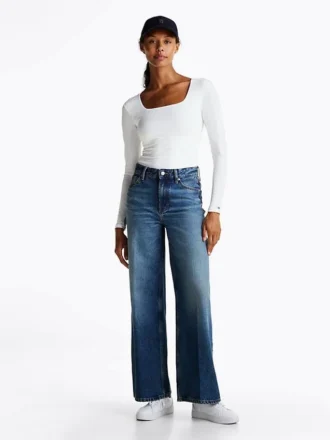 Bodysuit met vierkante hals en lange mouwen