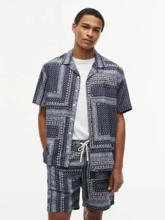 Camp-shirt met bandana-patchwork in klassieke pasvorm