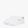 Canvas sneaker met metallic hiel Canvas sneaker met metallic hiel