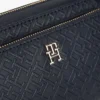 Crossbodytas met all-over reliëfmonogram Crossbodytas met all-over reliëfmonogram