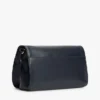 Crossbodytas met klep en korrelleer Crossbodytas met klep en korrelleer
