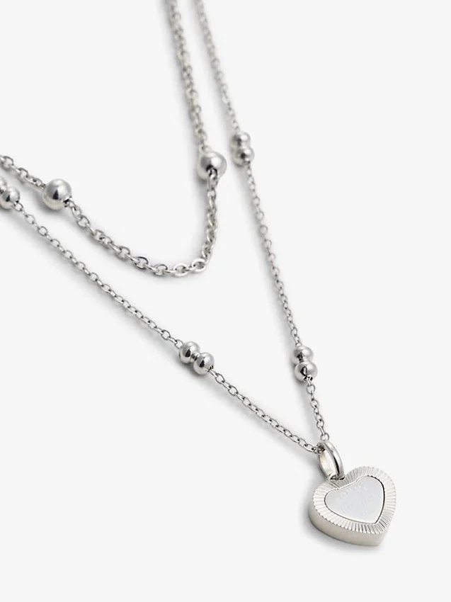 Dubbellaagse ketting met hartje Dubbellaagse ketting met hartje
