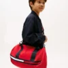Duffelbag met vlaggenstrepen en logo voor kinderen