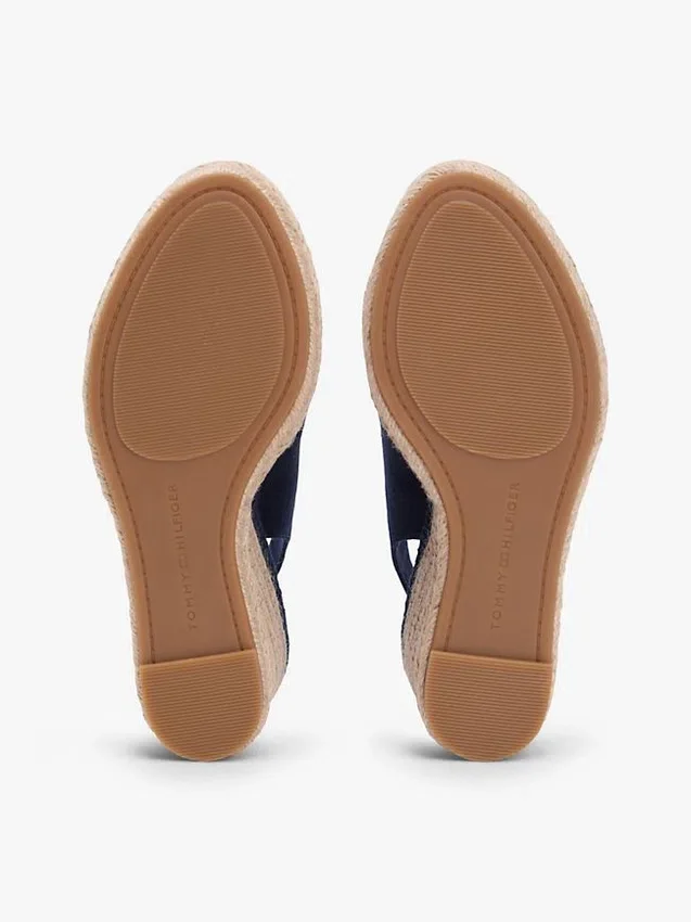 Espadrillesandalen met sleehak en slingback Espadrillesandalen met sleehak en slingback