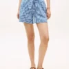 Gingham seersuckershort met riem Gingham seersuckershort met riem