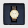 Gouden horloge met magnetische band Gouden horloge met magnetische band