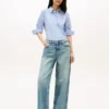 Hoge jeans met wijde pijpen Hoge jeans met wijde pijpen