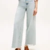 Jeans met ruwe zoom, hoge taille en wijde pijpen Jeans met ruwe zoom, hoge taille en wijde pijpen