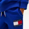 Jongenssweatpant met badgelogo Jongenssweatpant met badgelogo