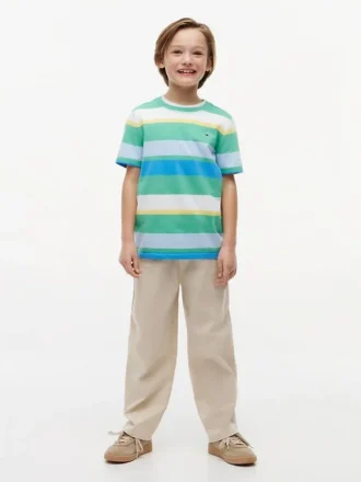Kinderen T-shirt met veelkleurige strepen Kinderen T-shirt met veelkleurige strepen