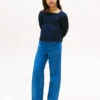 Kinderjeans met wijde pijpen en elastische tailleband Kinderjeans met wijde pijpen en elastische tailleband