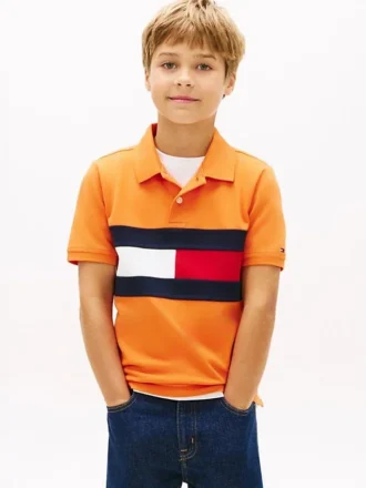 Kinderpolo met kleurblokken en vlaggenprint
