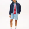 Kort denimbroekje met golvende vlaggen en visgraatmotief voor kinderen Kort denimbroekje met golvende vlaggen en visgraatmotief voor kinderen
