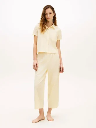 Korte pyjamaset met overhemd en broek Korte pyjamaset met overhemd en broek