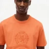 Laurierbladlogo T-shirt, in de massa geverfd Laurierbladlogo T-shirt, in de massa geverfd