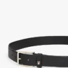 Lederen riem met vierkante gesp Lederen riem met vierkante gesp