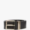 Leren riem met vierkante gesp Leren riem met vierkante gesp