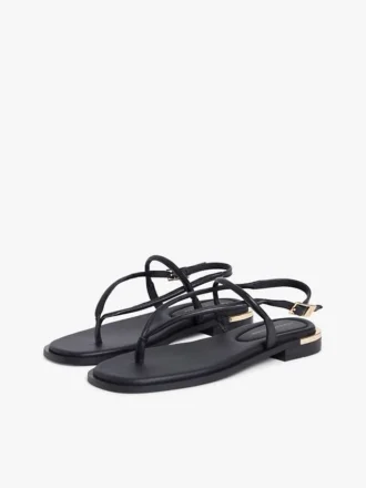 Leren sandaal met metallic accenten