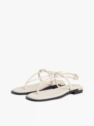 Leren sandaal met metallic accenten