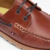 Lichtgewicht leren bootschoen met profielzool