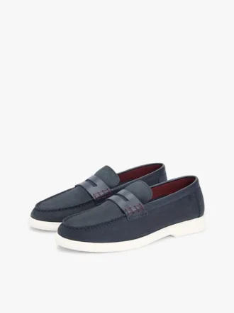 Loafer van nubuckleer