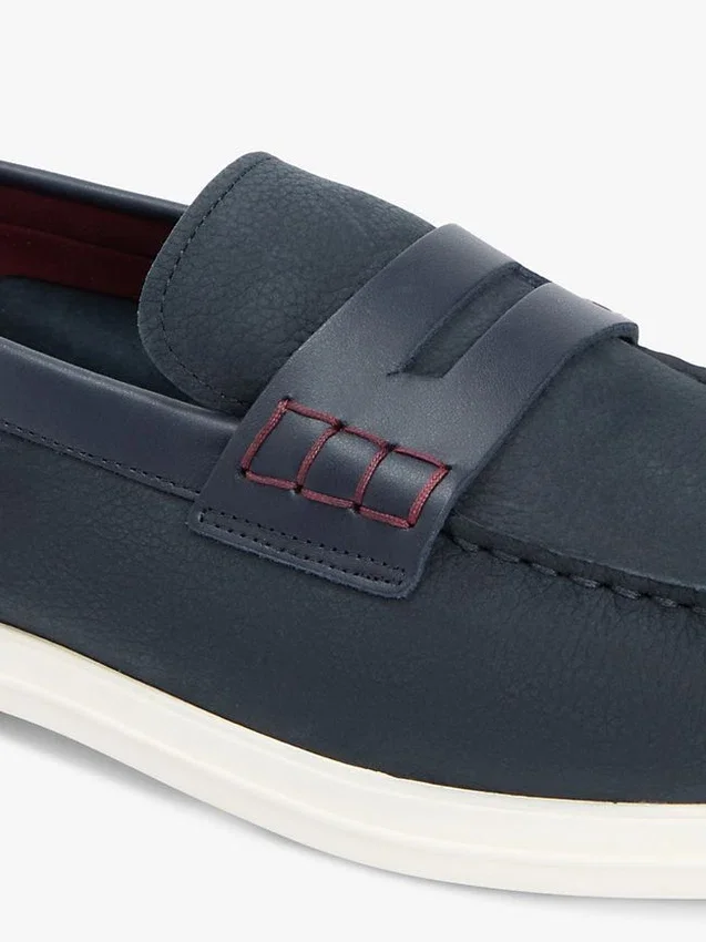 Loafer van nubuckleer Loafer van nubuckleer
