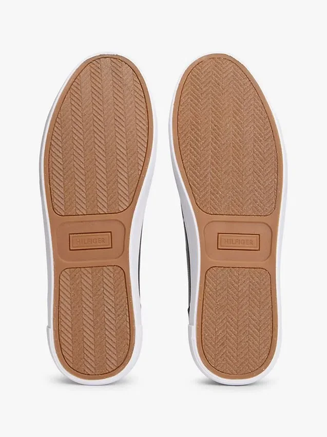 Metallic Logo Pebbled Court Sneaker Metallic Logo Pebbled Court Sneaker
