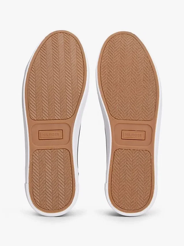 Metallic Logo Pebbled Court Sneaker Metallic Logo Pebbled Court Sneaker