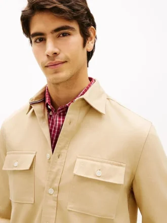 Overshirt van slub-twill met normale pasvorm Overshirt van slub-twill met normale pasvorm