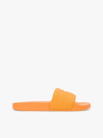 Poolslippers met geborduurd monogram