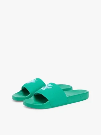 Poolslippers met geborduurd monogram