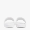 Poolslippers met geborduurd monogram Poolslippers met geborduurd monogram