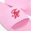 Poolslippers met geborduurd monogram Poolslippers met geborduurd monogram