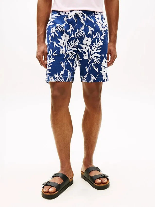 Regular Fit 7″ tropical print shorts Regular Fit 7″ tropical print shorts