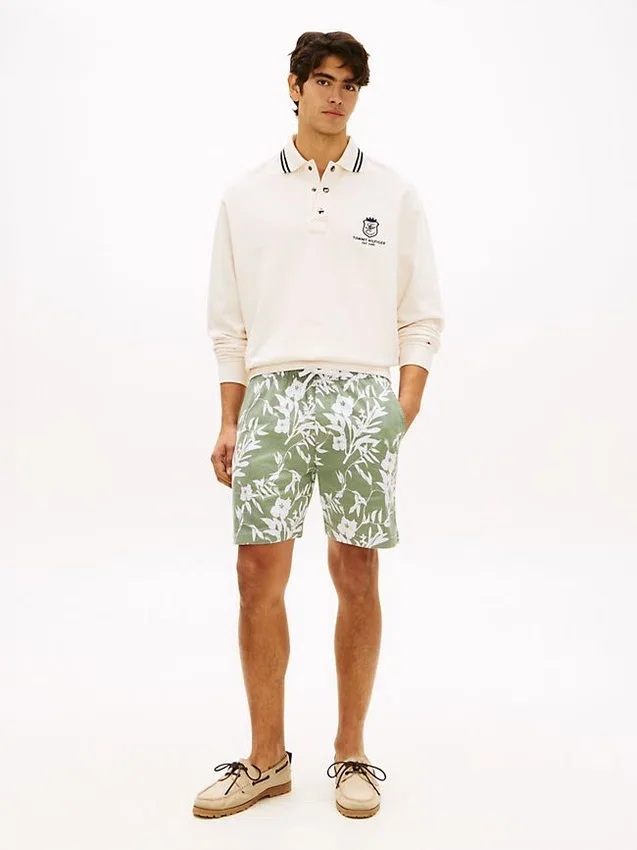 Regular Fit 7″ tropical print shorts Regular Fit 7″ tropical print shorts