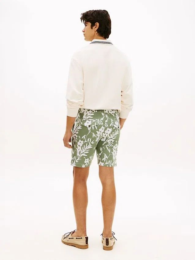 Regular Fit 7″ tropical print shorts Regular Fit 7″ tropical print shorts