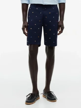 Regular Fit 9″ short met zeilvlagprint