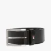 Riem van glad leer met vierkante gesp Riem van glad leer met vierkante gesp