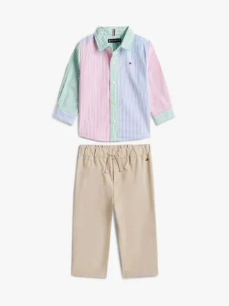 Set met gestreept shirt en broek voor baby’s Set met gestreept shirt en broek voor baby’s