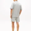 Set met shirt met korte mouwen en korte pyjama Set met shirt met korte mouwen en korte pyjama
