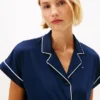 Slaapset met shirt en Shorts met contrasterende bies Slaapset met shirt en Shorts met contrasterende bies