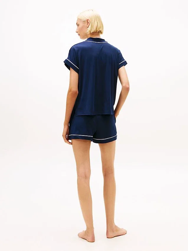 Slaapset met shirt en Shorts met contrasterende bies Slaapset met shirt en Shorts met contrasterende bies