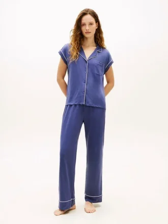 Slaapset met shirt met korte mouwen en broek Slaapset met shirt met korte mouwen en broek