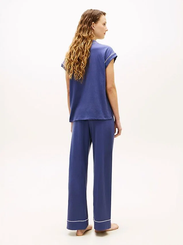 Slaapset met shirt met korte mouwen en broek Slaapset met shirt met korte mouwen en broek