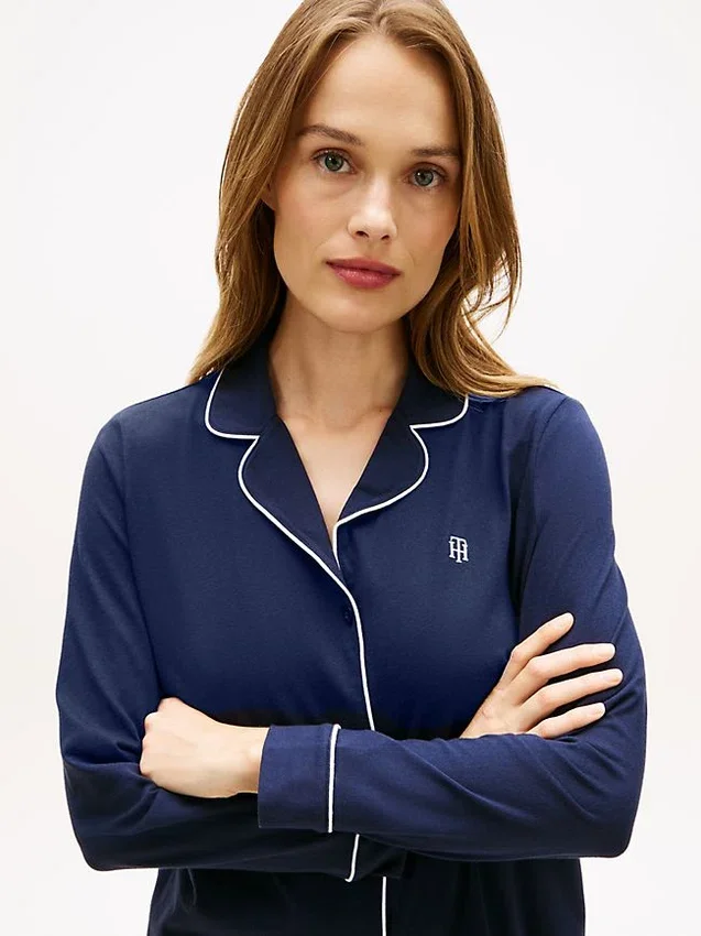 Slaapset met shirt met lange mouwen en broek Slaapset met shirt met lange mouwen en broek