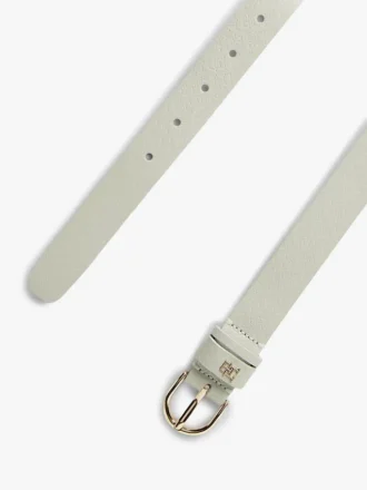 Slanke leren riem met monogram in reliëf Slanke leren riem met monogram in reliëf