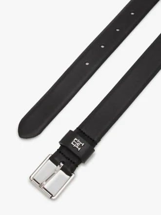 Slanke leren riem met vierkante gesp Slanke leren riem met vierkante gesp