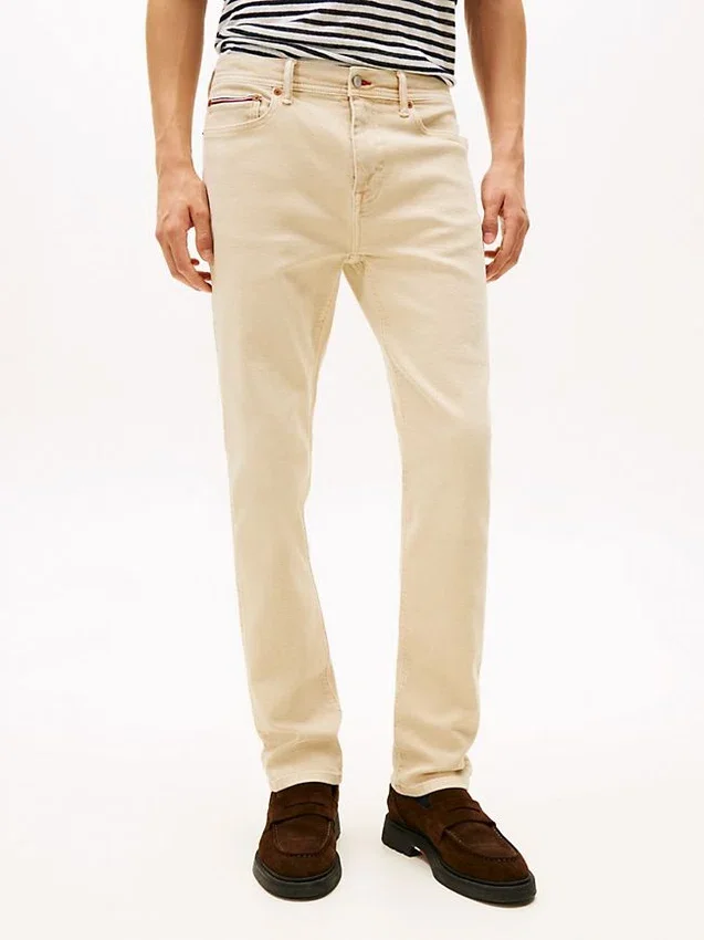Slim-fit Jeans, in de massa geverfd Slim-fit Jeans, in de massa geverfd